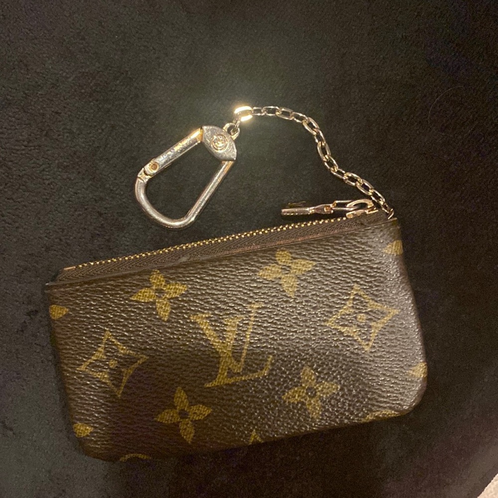 *SOLD* Authentic Louis Vuitton Key Pouch